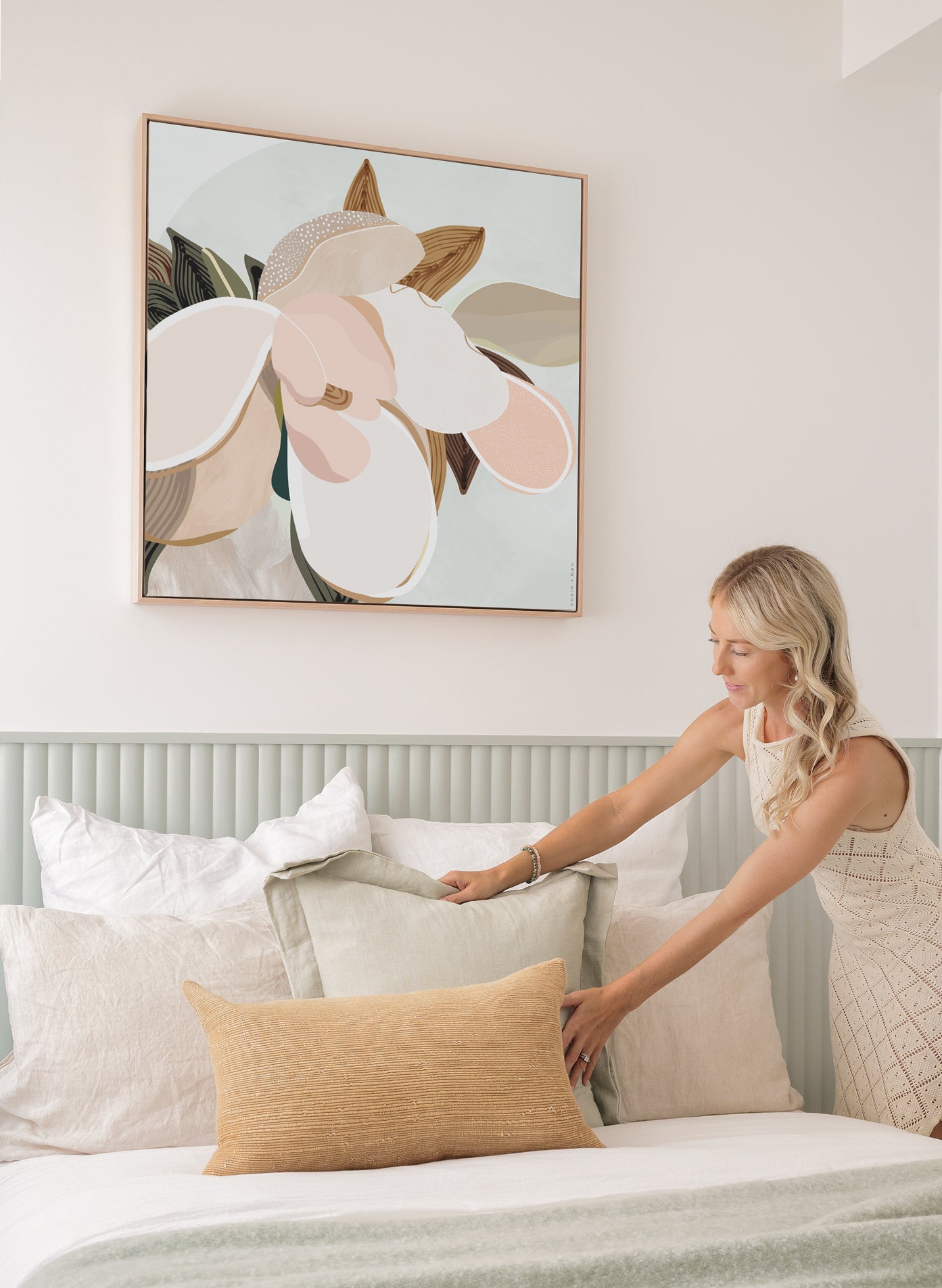 MAGNOLIA IN BLOOM ~ EVERGREEN ~
